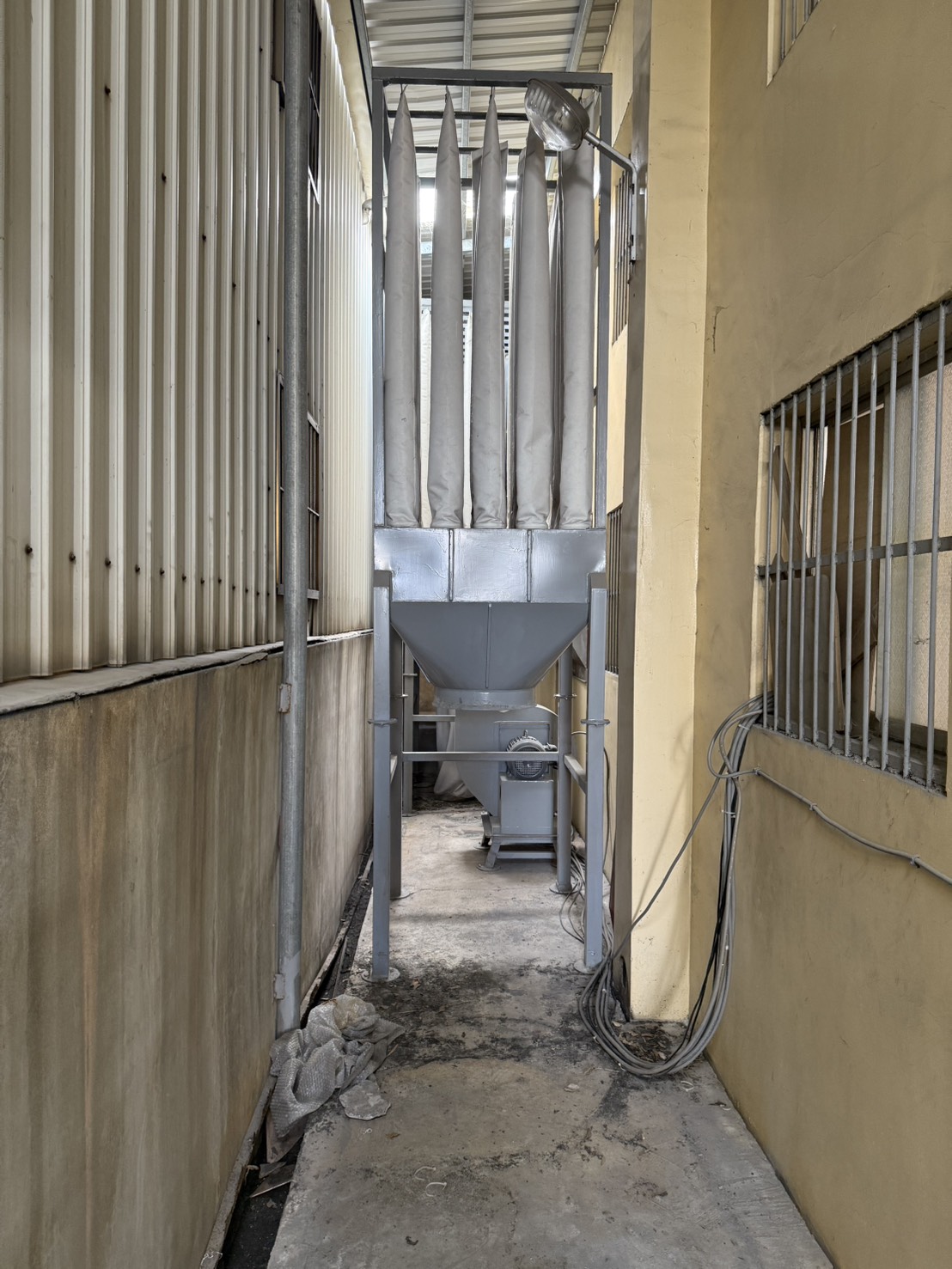 工業抽風設備拆除與搬運，安全規劃到位（exhaust system removal）